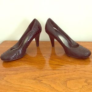 Women’s brown heels